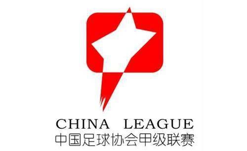 他扒开内裤把舌头进去添